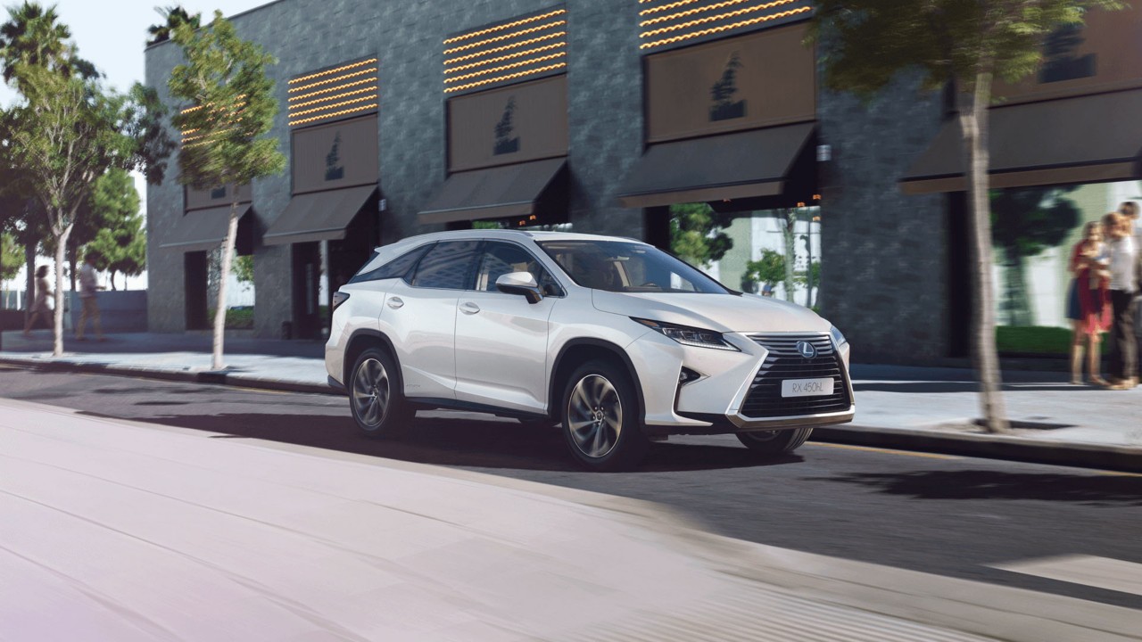 LEXUS RX DRIVERS NOW HAVE THE POWER OF THREE (ROWS)