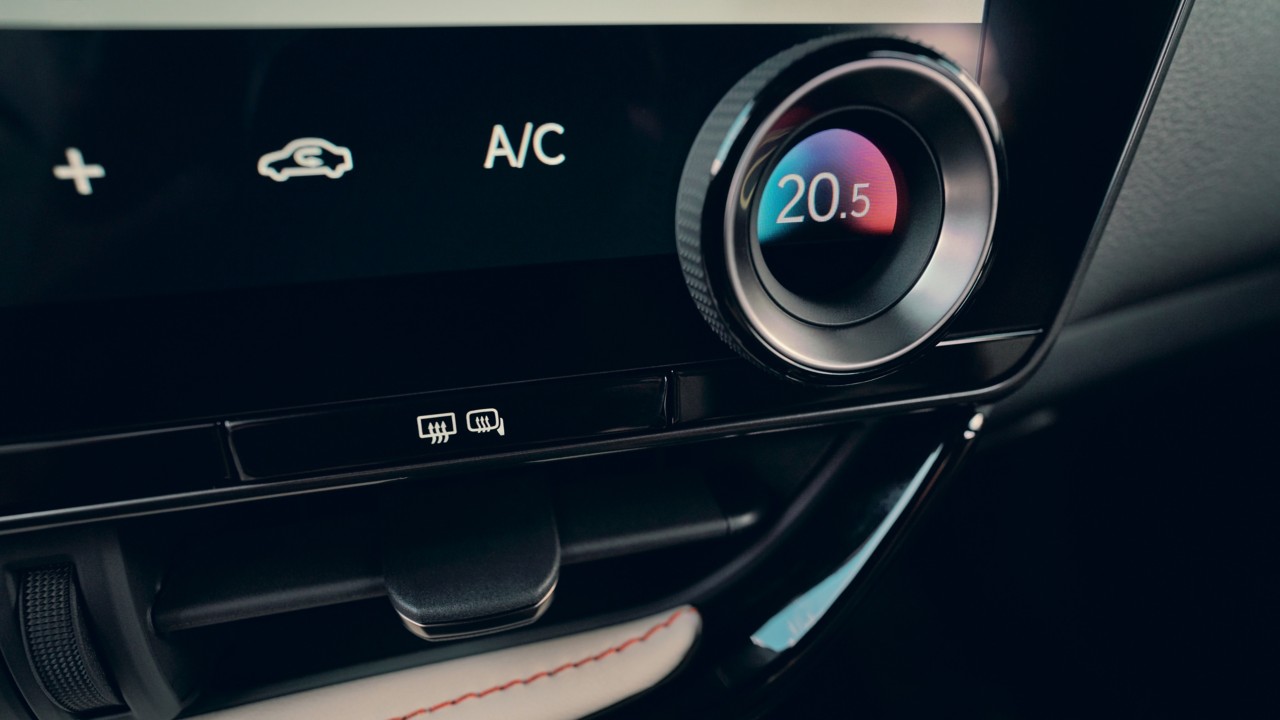 Lexus Premium Navigation touch screen