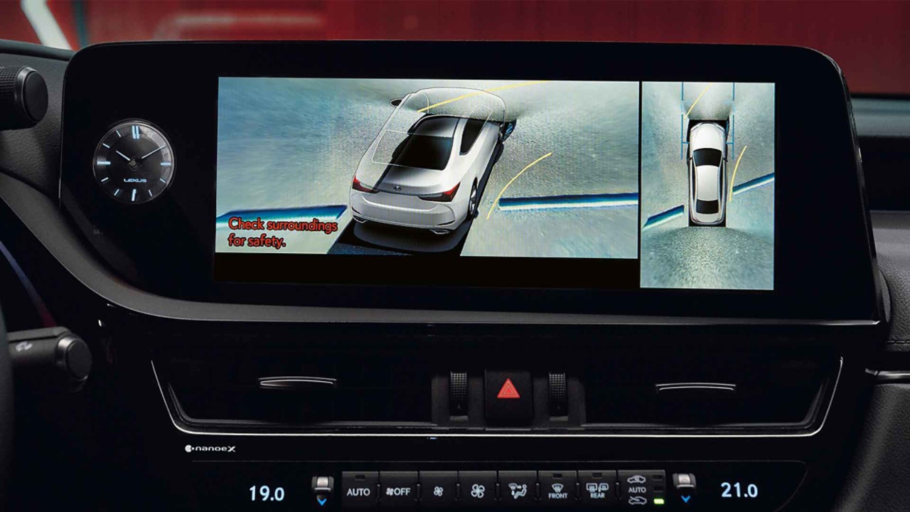 Lexus Parking Assist Panoramic Views Monitor
