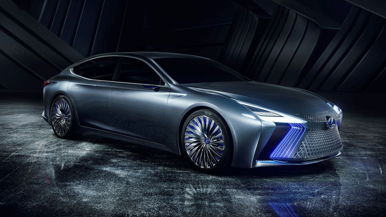 LEXUS PREMIERES LS+ CONCEPT FLAGSHIP